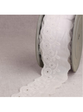 Ruban broderie fleurs...